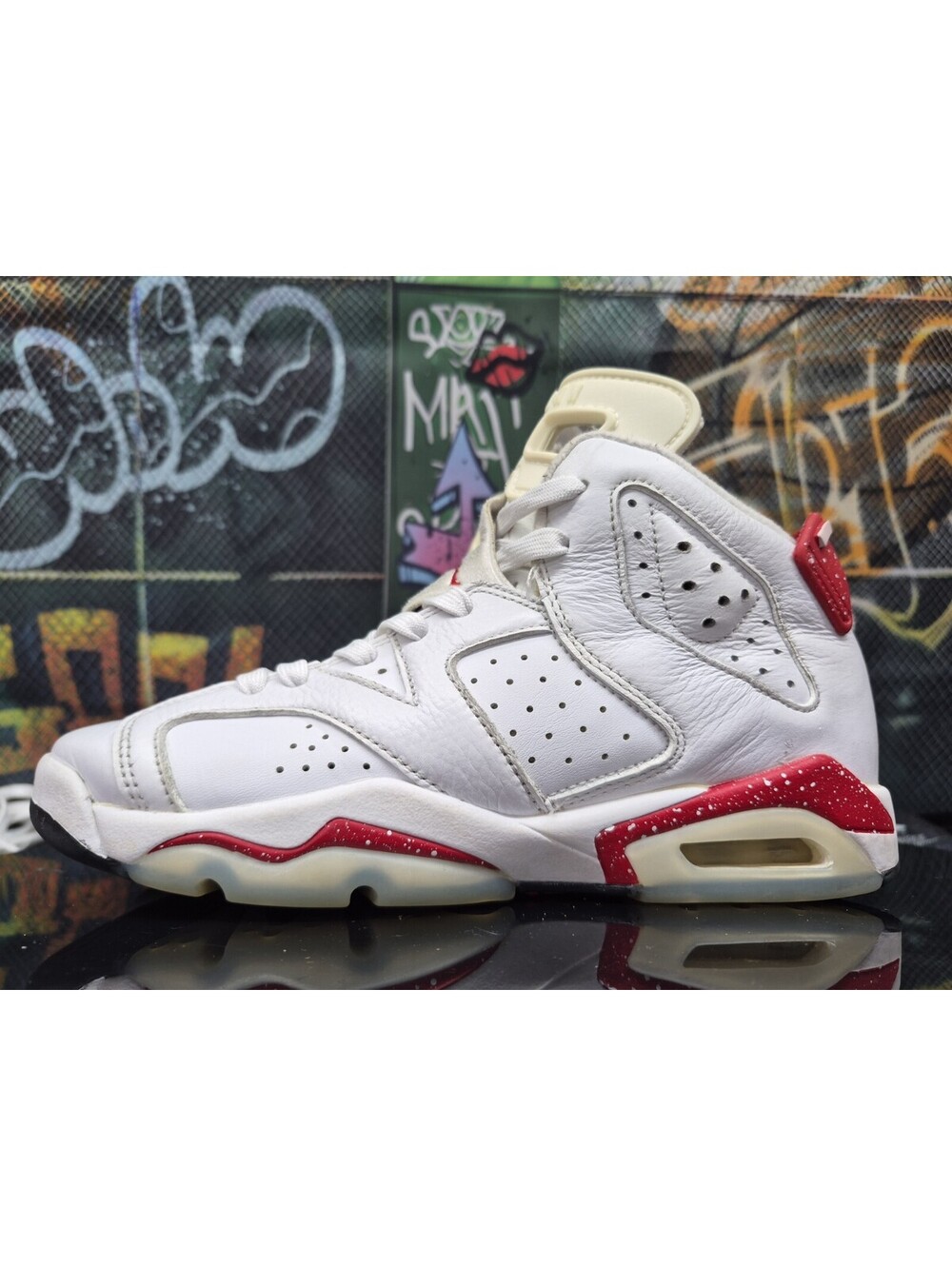 Nike Air Jordan 6 Retro GS Size 5Y Womens 6.5 Red Oreo White Black 384665-162